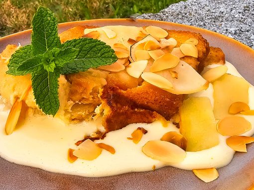 Ofenschlupfer aus dem Omnia Campingbackofen