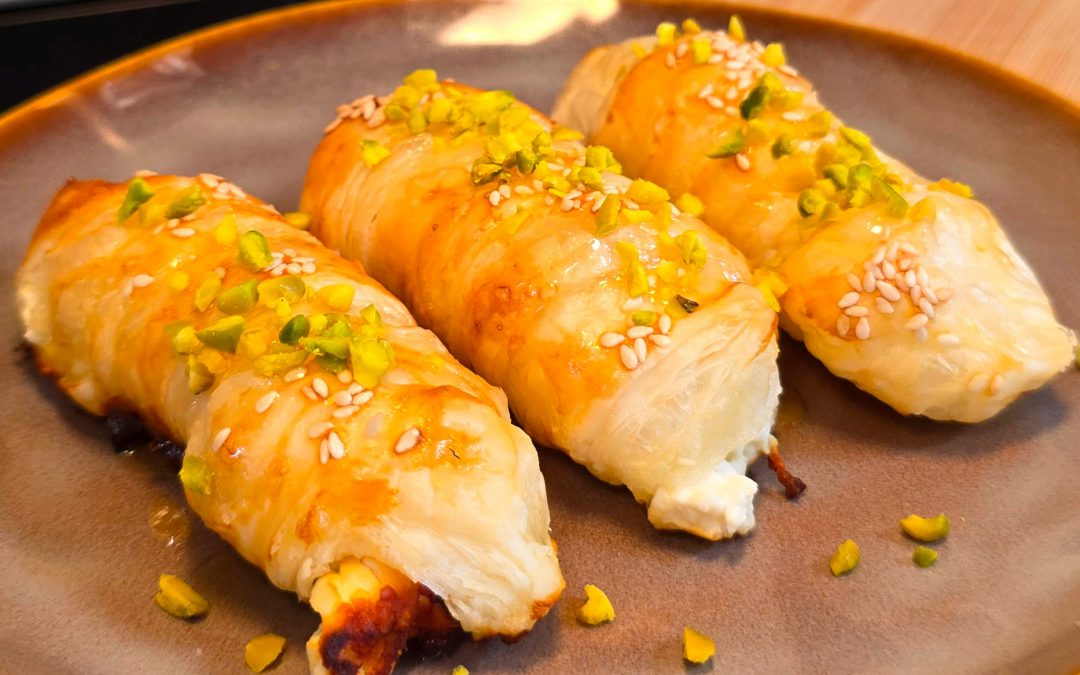 Feta Knusperstangen aus dem Omnia Campingbackofen