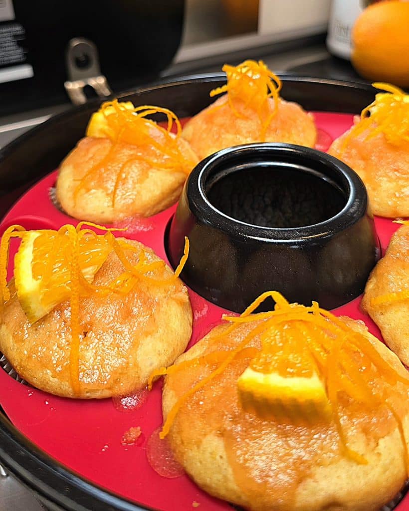 Saftige Aperol Muffins aus dem Omnia Campingbackofen mit Orange und Prosecco