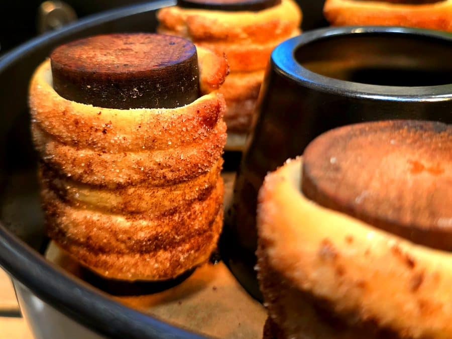 Baumstriezel aus dem Roadbaker Campingbackofen