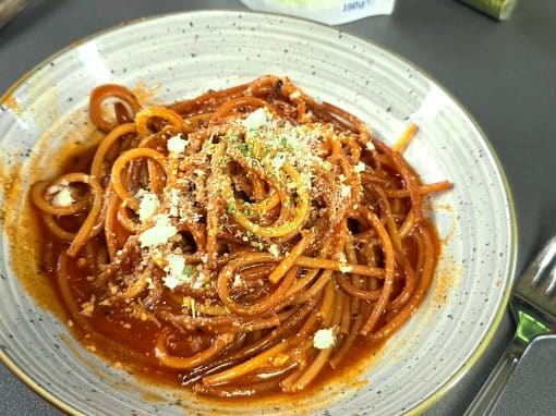 Spaghetti all’Assassina – gebratene Tomaten-Spaghetti aus der Pfanne Spaghetti all’Assassina – gebratene Tomaten-Spaghetti aus der Pfanne