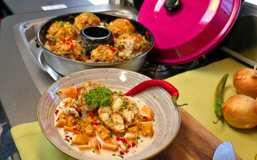 Thunfischknödel mit Kürbis-Ragout aus dem Omnia