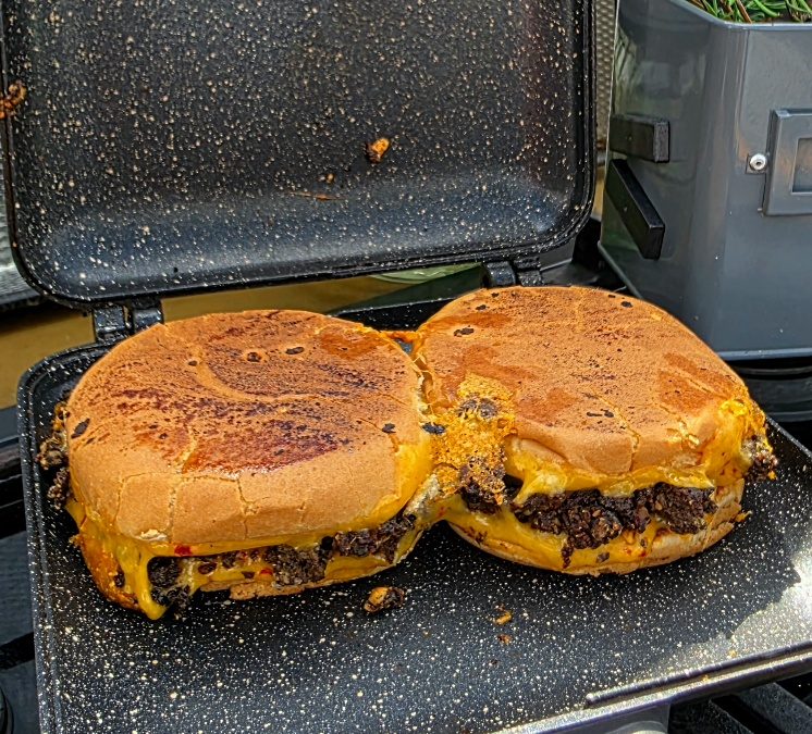 vegetarischer Ghetto Burger aus dem RidgeMonkey